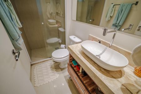 Banheiro de apartamento à venda com 3 quartos, 73m² em Jaguaré, São Paulo