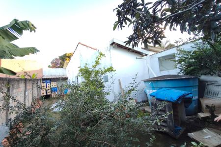 Casa à venda com 240m², 3 quartos e 5 vagas Casa à venda com 240m², 3 quartos e 5 vagasQuintal