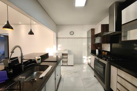 Cozinha de casa à venda com 3 quartos, 240m² em Chácaras Cruzeiro do Sul, Campinas
