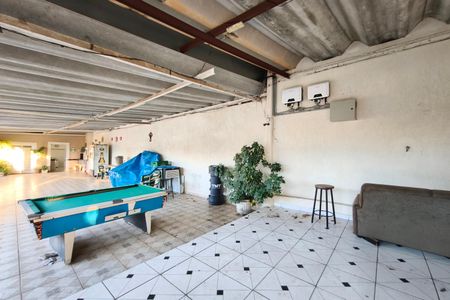 Casa à venda com 240m², 3 quartos e 5 vagas Casa à venda com 240m², 3 quartos e 5 vagasQuintal