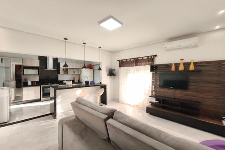 Sala de casa à venda com 3 quartos, 240m² em Chácaras Cruzeiro do Sul, Campinas
