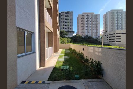 Área comum de apartamento para alugar com 2 quartos, 37m² em Parque Bristol, São Paulo
