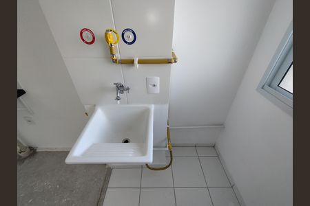 Apartamento para alugar com 37m², 2 quartos e sem vaga Apartamento para alugar com 37m², 2 quartos e sem vagaÁrea de Serviço