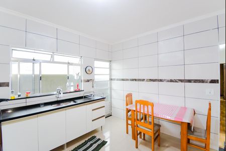 Cozinha de casa para alugar com 2 quartos, 150m² em Jardim Castanha, Guarulhos