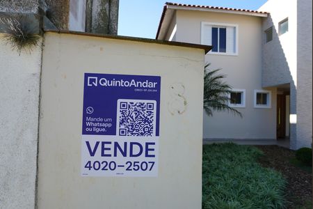 Casa de condomínio à venda com 313m², 4 quartos e 4 vagasFachada