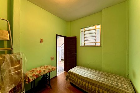 Casa à venda com 328m², 4 quartos e 2 vagas