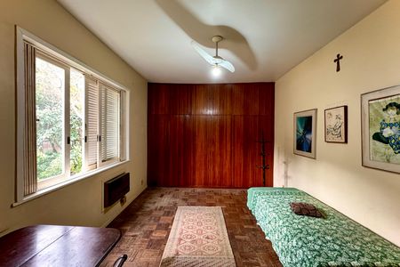 Casa à venda com 4 quartos, 328m² em Laranjeiras, Rio de Janeiro
