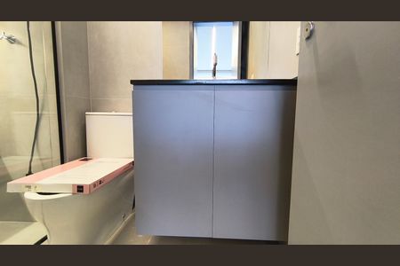 Studio para alugar com 36m², 1 quarto e sem vaga Studio para alugar com 36m², 1 quarto e sem vagaBanheiro