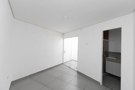 Suíte de casa para alugar com 1 quarto, 32m² em Vila Guilherme, São Paulo