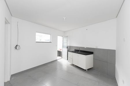 Cozinha de casa para alugar com 1 quarto, 32m² em Vila Guilherme, São Paulo