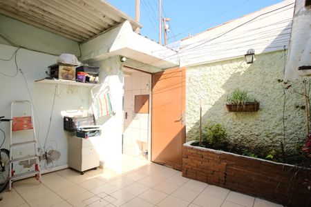 Quintal de casa para alugar com 2 quartos, 90m² em Chácara Califórnia, São Paulo