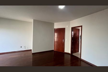 Apartamento para alugar com 110m², 3 quartos e 2 vagas