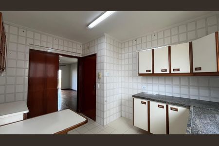 Apartamento para alugar com 110m², 3 quartos e 2 vagas