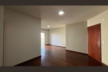 Apartamento para alugar com 110m², 3 quartos e 2 vagas