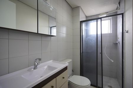 Banheiro de apartamento para alugar com 2 quartos, 54m² em Partenon, Porto Alegre