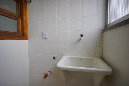 Área de Serviço de apartamento para alugar com 2 quartos, 54m² em Partenon, Porto Alegre
