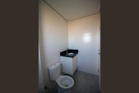 Apartamento para alugar com 61m², 2 quartos e 2 vagas Apartamento para alugar com 61m², 2 quartos e 2 vagasBanheiro da Suíte