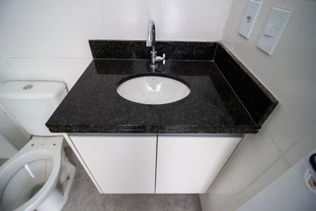 Apartamento para alugar com 61m², 2 quartos e 2 vagas Apartamento para alugar com 61m², 2 quartos e 2 vagasBanheiro