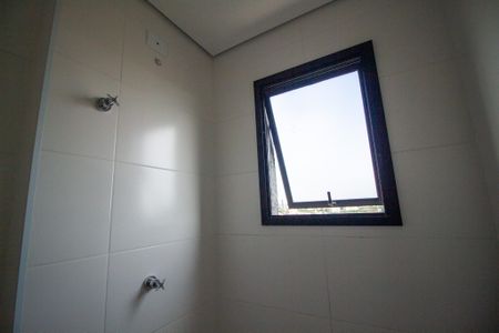 Banheiro da Suíte  de apartamento para alugar com 2 quartos, 67m² em Jardim America, Sorocaba