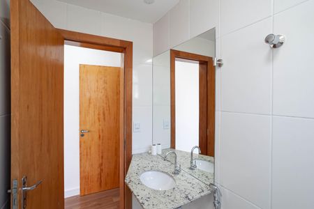 Apartamento para alugar com 88m², 2 quartos e 2 vagasBanheiro da suíte 