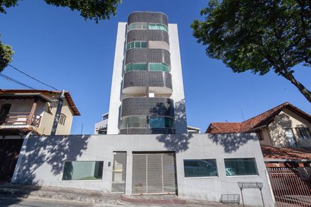 Apartamento para alugar com 88m², 2 quartos e 2 vagasFachada