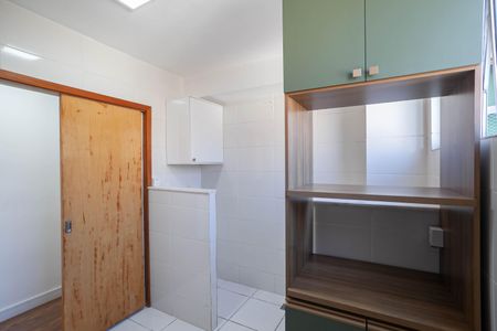 Apartamento para alugar com 88m², 2 quartos e 2 vagasCozinha e Área de Serviço