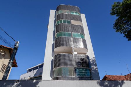 Apartamento para alugar com 88m², 2 quartos e 2 vagasFachada
