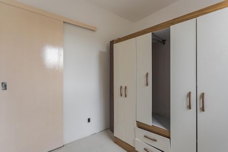 Quarto de apartamento para alugar com 2 quartos, 48m² em Passo das Pedras, Porto Alegre