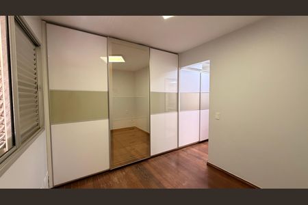 Apartamento para alugar com 140m², 3 quartos e 2 vagas Apartamento para alugar com 140m², 3 quartos e 2 vagasSuíte 1