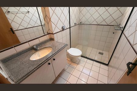 Apartamento para alugar com 140m², 3 quartos e 2 vagas Apartamento para alugar com 140m², 3 quartos e 2 vagasBanheiro da Suíte 3
