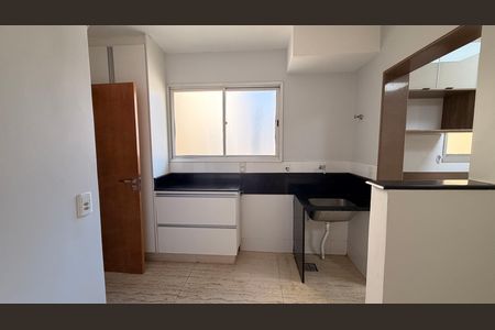 Apartamento para alugar com 140m², 3 quartos e 2 vagas Apartamento para alugar com 140m², 3 quartos e 2 vagasÁrea de Serviço