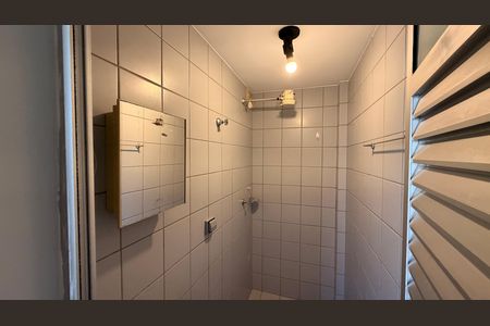 Apartamento para alugar com 140m², 3 quartos e 2 vagas Apartamento para alugar com 140m², 3 quartos e 2 vagasBanheiro de serviço