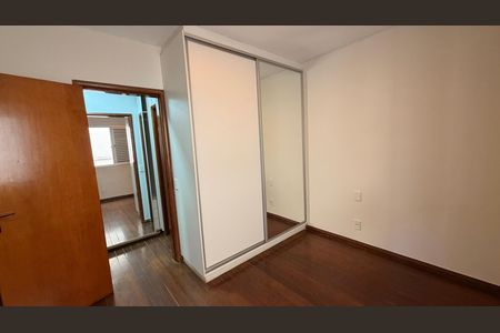Apartamento para alugar com 140m², 3 quartos e 2 vagas Apartamento para alugar com 140m², 3 quartos e 2 vagasSuíte 2