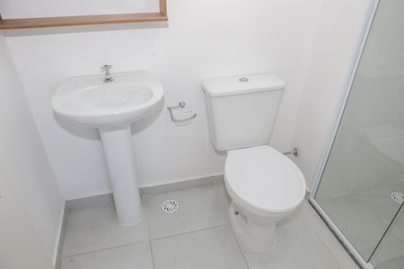 Apartamento para alugar com 42m², 2 quartos e 1 vaga Apartamento para alugar com 42m², 2 quartos e 1 vagaBanheiro