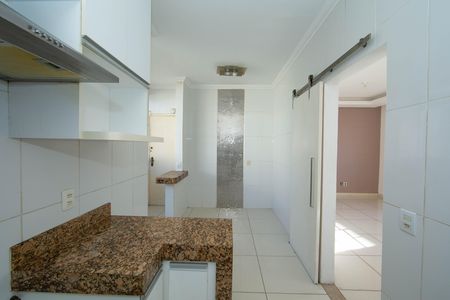 Apartamento para alugar com 98m², 3 quartos e 1 vaga Apartamento para alugar com 98m², 3 quartos e 1 vagaCOZINHA