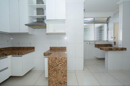Apartamento para alugar com 98m², 3 quartos e 1 vaga Apartamento para alugar com 98m², 3 quartos e 1 vagaCOZINHA