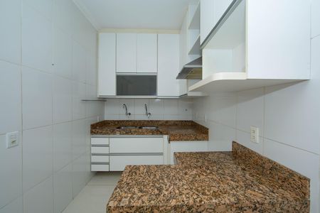 Apartamento para alugar com 98m², 3 quartos e 1 vaga Apartamento para alugar com 98m², 3 quartos e 1 vagaCOZINHA