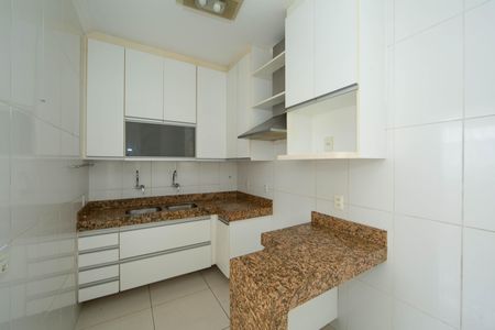 Apartamento para alugar com 98m², 3 quartos e 1 vaga Apartamento para alugar com 98m², 3 quartos e 1 vagaCOZINHA