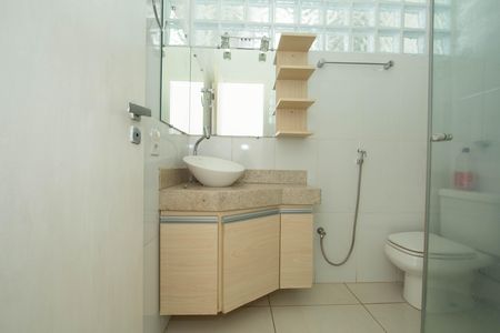 Apartamento para alugar com 98m², 3 quartos e 1 vaga Apartamento para alugar com 98m², 3 quartos e 1 vagaBANHEIRO1