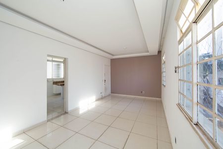 Apartamento para alugar com 98m², 3 quartos e 1 vaga Apartamento para alugar com 98m², 3 quartos e 1 vagaSALA