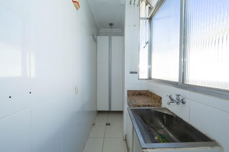 AREA DE SERVICO de apartamento para alugar com 3 quartos, 98m² em Nova Suíça, Belo Horizonte