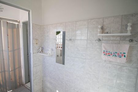 Casa à venda com 263m², 1 quarto e 2 vagas Casa à venda com 263m², 1 quarto e 2 vagasBanheiro