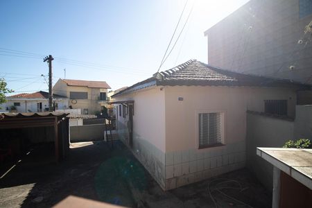 Casa à venda com 263m², 1 quarto e 2 vagas Casa à venda com 263m², 1 quarto e 2 vagasÁrea externa