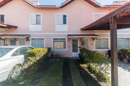 Fachada de casa de condomínio para alugar com 2 quartos, 100m² em Jardim Bela Vista, Mogi das Cruzes