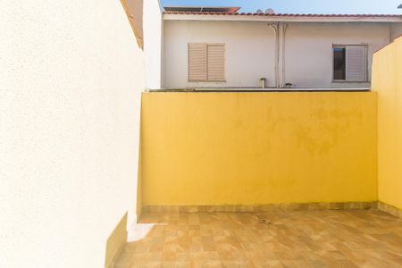 Casa de condomínio para alugar com 100m², 2 quartos e 1 vagaÁrea de Serviço