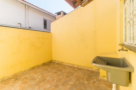Casa de condomínio para alugar com 100m², 2 quartos e 1 vagaÁrea de Serviço