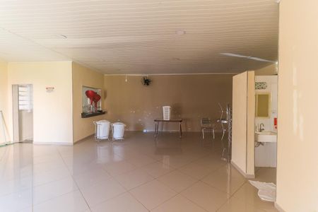 Casa de condomínio para alugar com 100m², 2 quartos e 1 vagaÁrea comum - Salão de festas