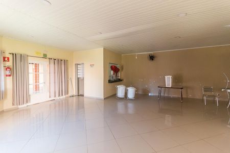 Casa de condomínio para alugar com 100m², 2 quartos e 1 vagaÁrea comum - Salão de festas