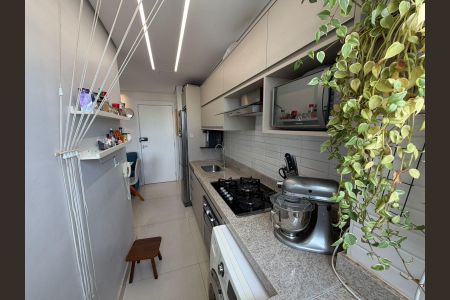 Apartamento à venda com 55m², 2 quartos e 1 vaga Apartamento à venda com 55m², 2 quartos e 1 vagaCozinha