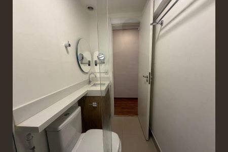 Apartamento à venda com 55m², 2 quartos e 1 vaga Apartamento à venda com 55m², 2 quartos e 1 vagaBanheiro